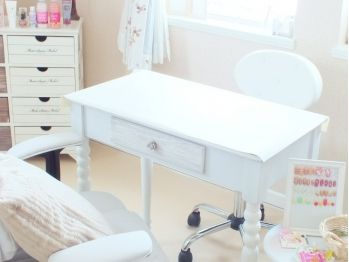 Nail salon Tiary