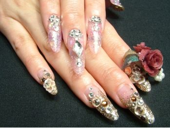 Nail Salon Carino　＆　DecoGrace