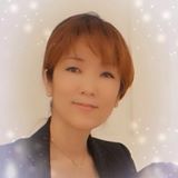 オーナーの田村です。
ネイル、ボディーアート、カバーメイク、スクール、何でもお気軽にご相談ください。