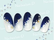 斜めフレンチ - Nail Salon ：D 　梅田店