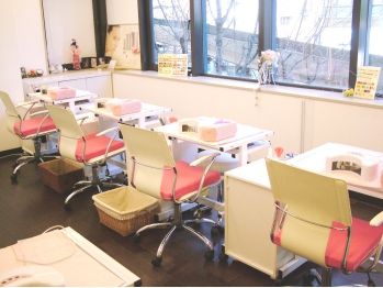 フラッシュネイル　パリス梅田茶屋町店