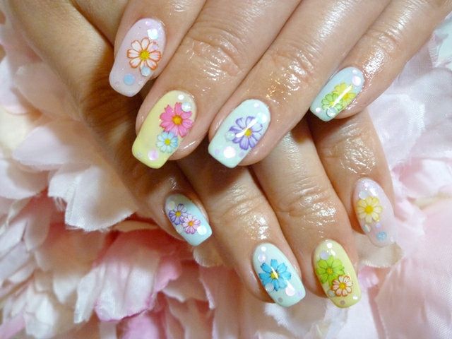 パステルカラーの花柄×イエローとブルー - フェアリーテイル エクセレント 大阪駅前店
