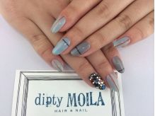 ビジューネイル - dipty MOILA