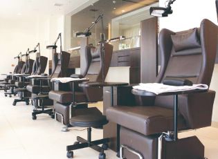 Ｄiva　Nail Salon　心斎橋店