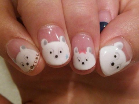 クリアベースの白いクマのキャラクターネイル - ANDRUCHE なんばパークス店