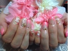 \5000 - Queen Nailsalon