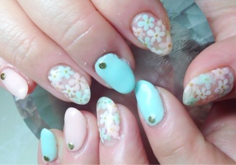 ピンクブルーのお花畑 - NAIL SALON DRESS
