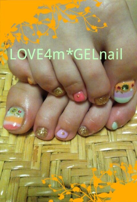 ゴールドラメ×ピンクのフット×フラワーパーツ - LOVE4m*GELnail