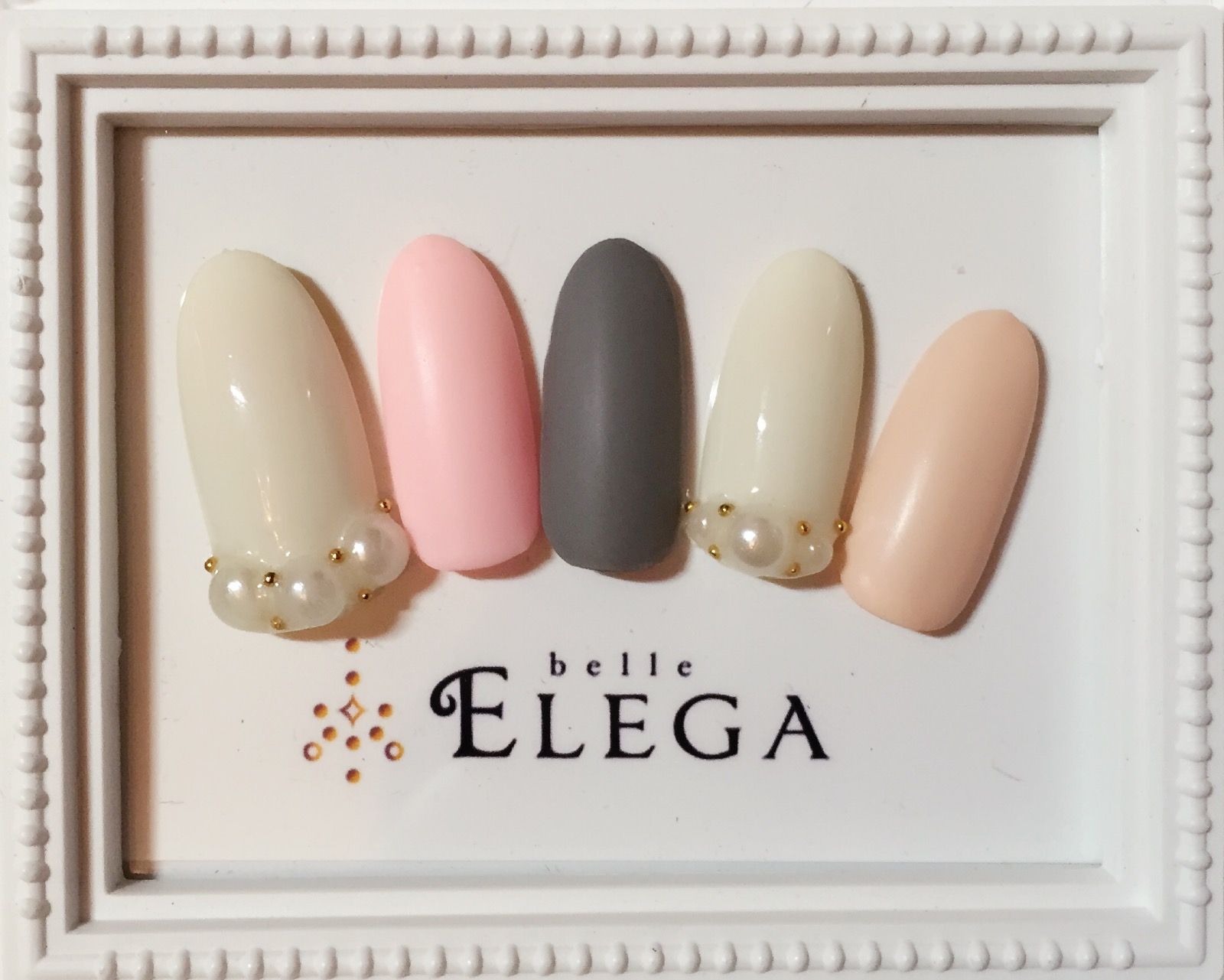 ネイル・アイラッシュ・エステサロン　belle ELEGA