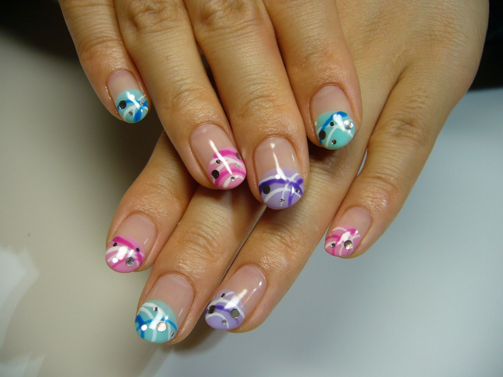 ピンク×ブルーの水彩フラワー×クリアフレンチ - Private Nail Salon"mauve"