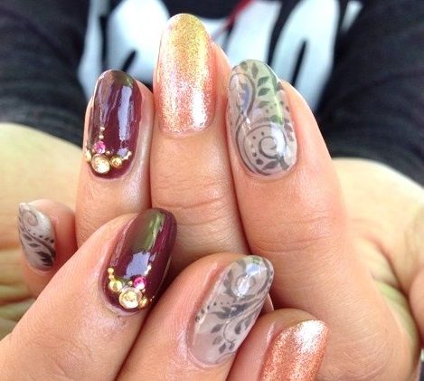 ネイルサロン・ユニネイル（UNI NAIL）藤枝市