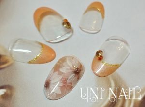 秋色フラワーネイル