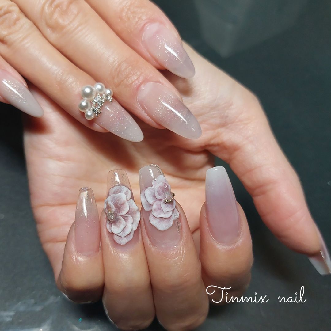 Tinmix  nail & body art