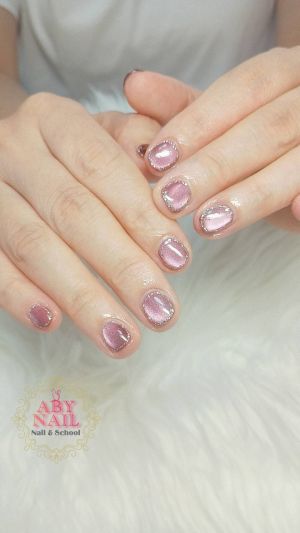 ボルドーのマグネットネイル - ABY NAIL