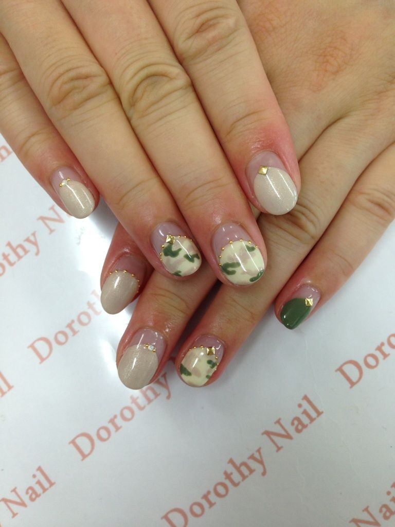 Dorothy Nail