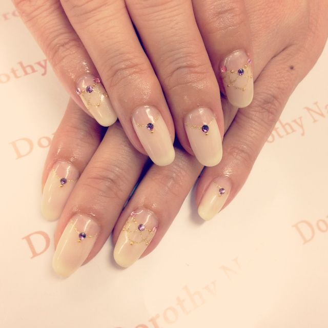 Dorothy Nail