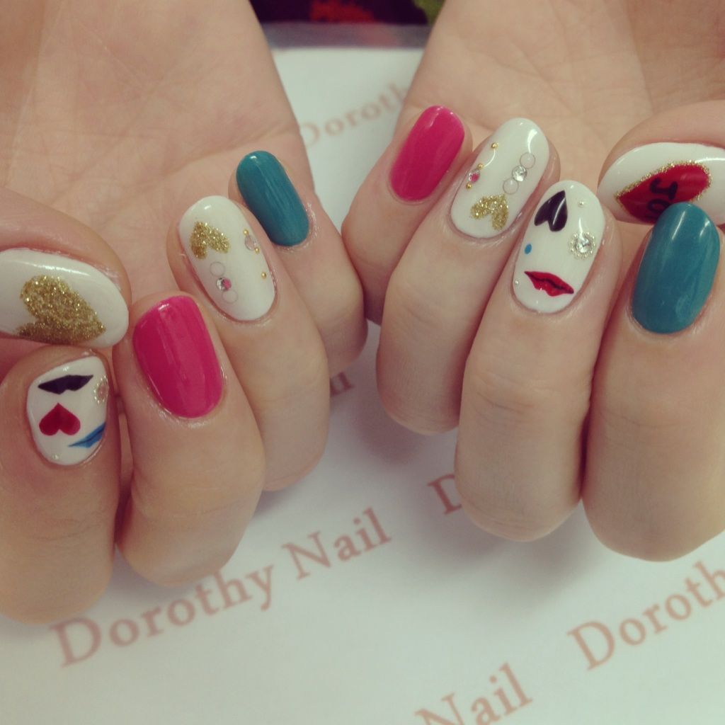 Dorothy Nail