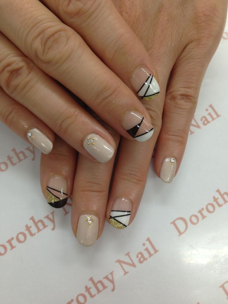 Dorothy Nail