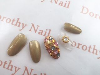 Dorothy Nail