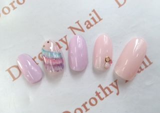 Dorothy Nail