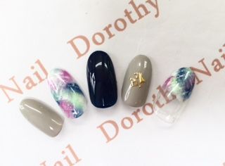 Dorothy Nail