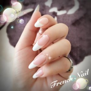 フレンチネイル