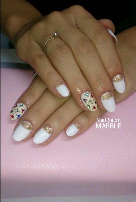 Nail Salon MARBLE