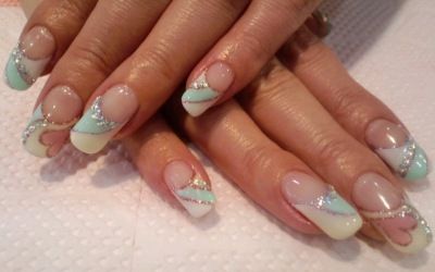 Tiara Nail 警固店