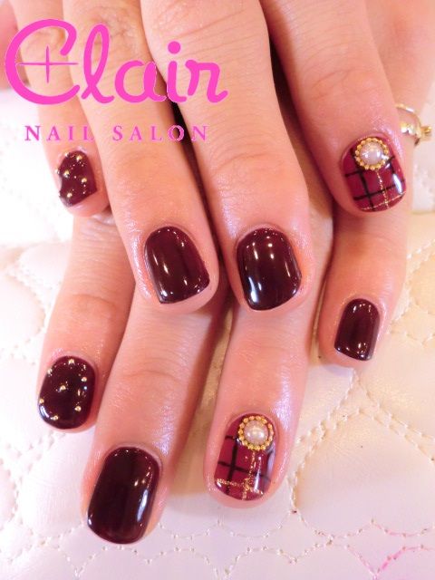 Nail's Clair