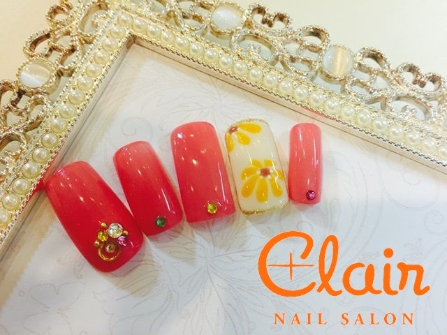 Nail's Clair