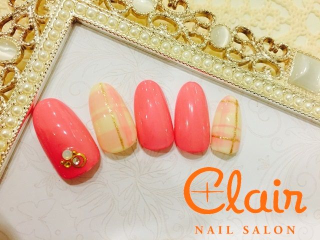 Nail's Clair