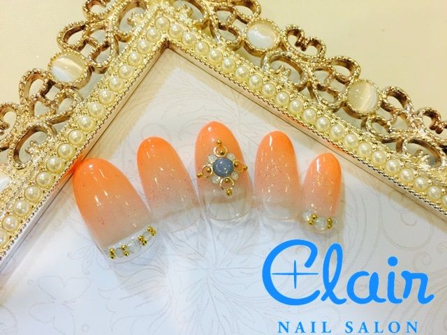 Nail's Clair