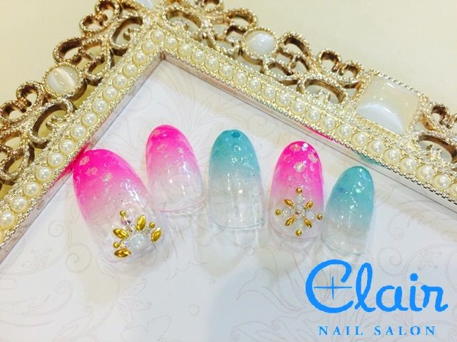 Nail's Clair