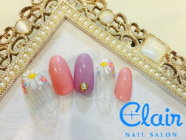 Nail's Clair