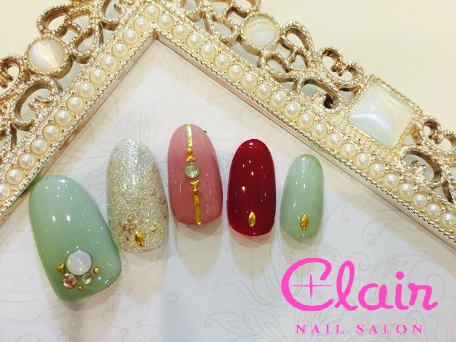 Nail's Clair