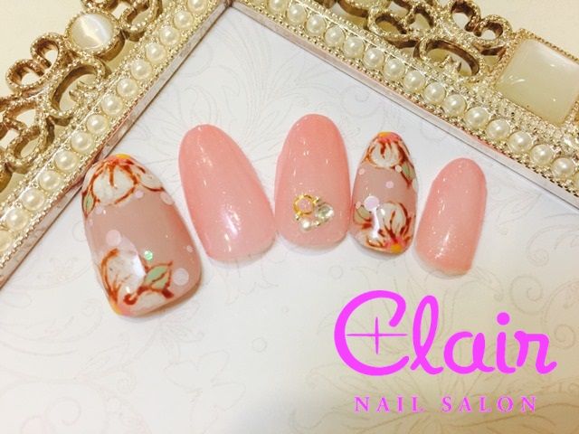 Nail's Clair