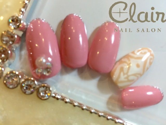 Nail's Clair