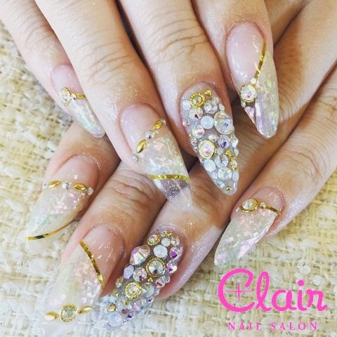 Nail's Clair