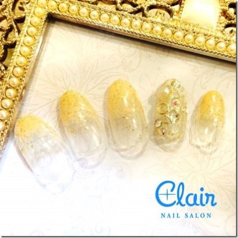Nail's Clair