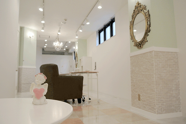 Nailsalon elfin