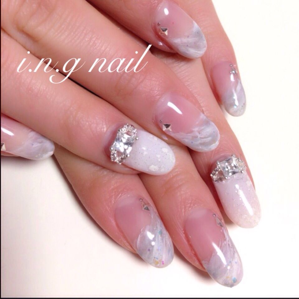 i.n.g nail