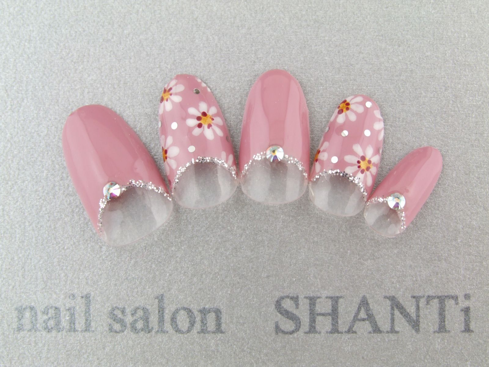 nail salon SHANTi