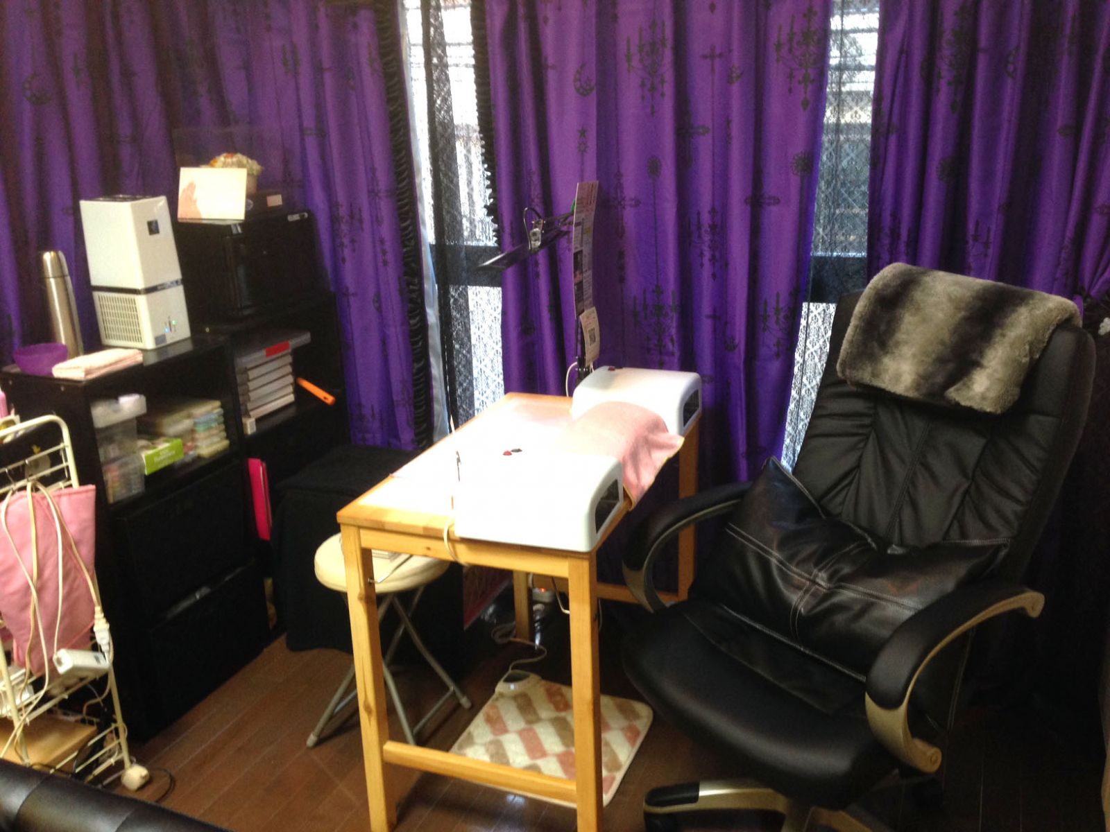 大型店舗にはないアットホーム感！
他のお客様の視線なども気になりません♪