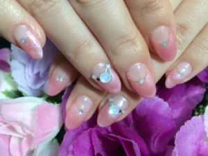 逆フレンチネイル - 広島自爪育成専門店 プレシャスハート
