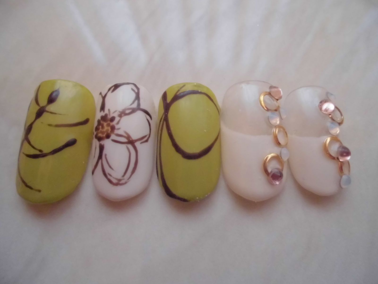 ネイルサロン　Rubro~ルーブロ~