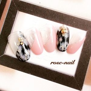 白黒の大理石マーブル×ピンクのチップ