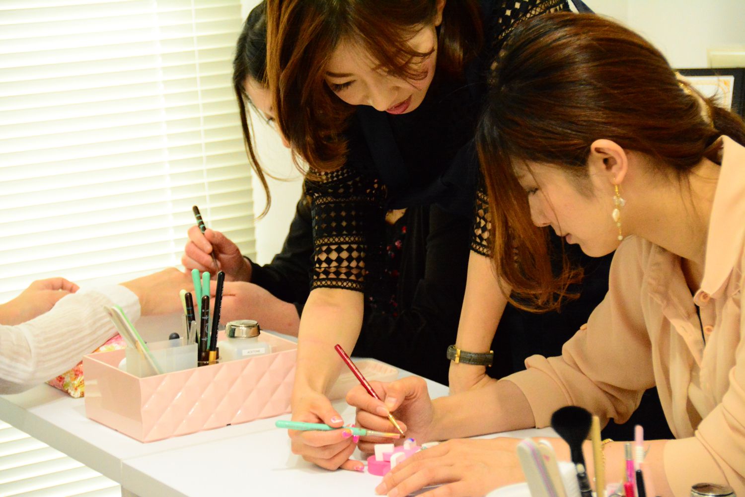 grace nail school
