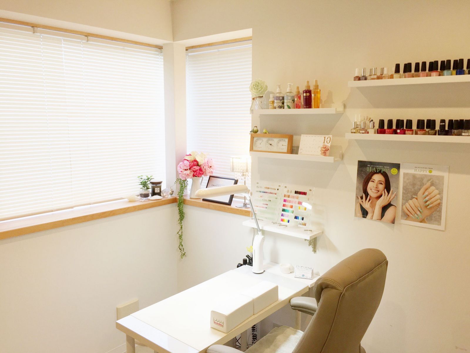 Nailsalon&School CHALEUR