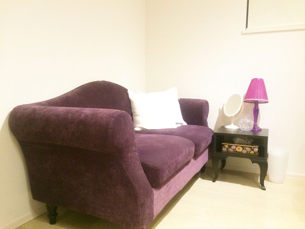 施術後はソファーでごゆっくりティータイムをどうぞ！