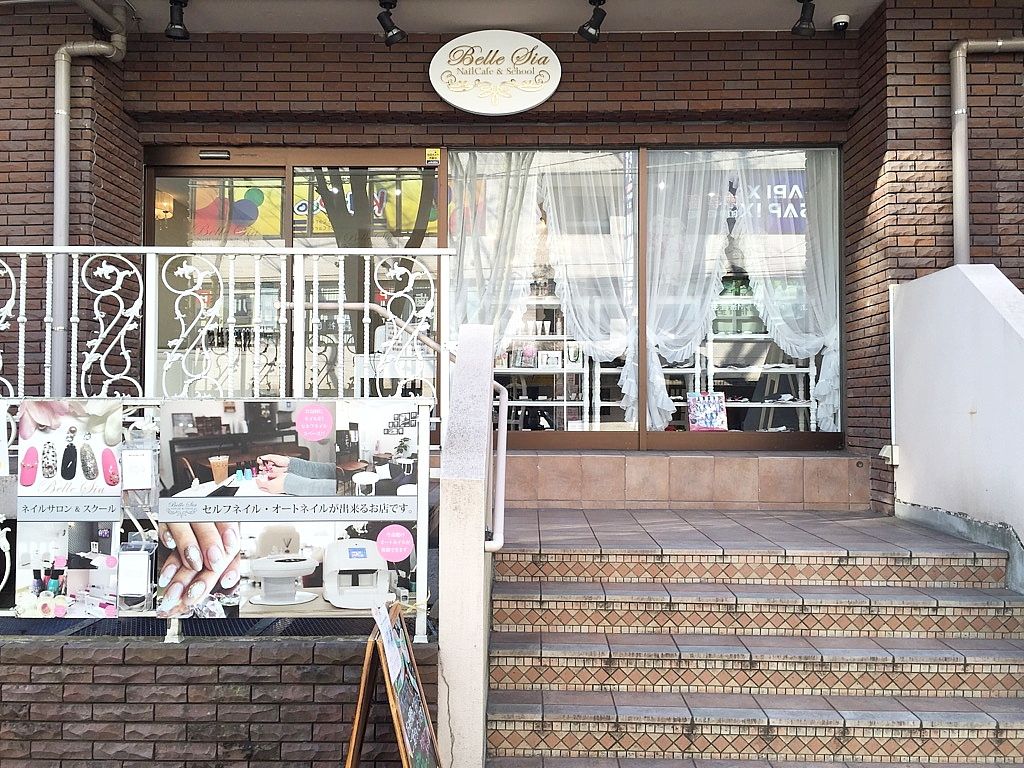◇外観◇
赤茶色が目を引くレンガ造り♪